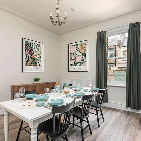 Holiday home Stunning House By Yorksha Skipton