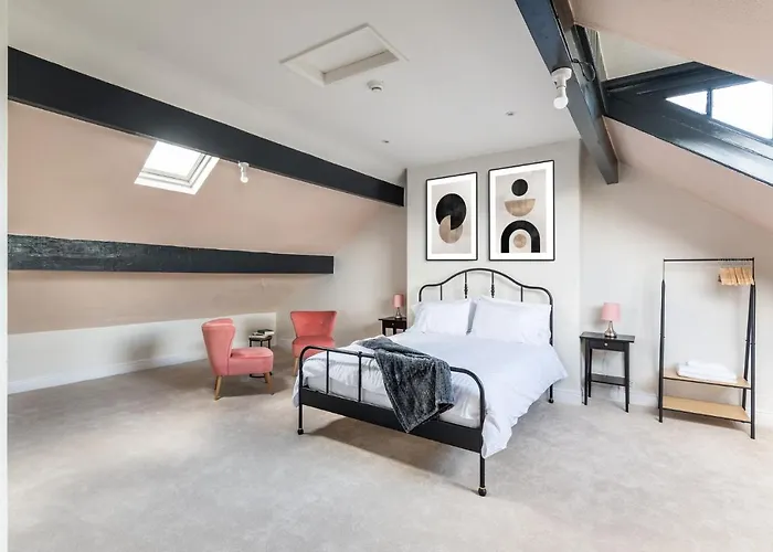 בית נופש Stunning House By Yorksha *