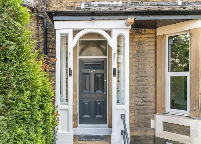 Stunning House By Yorksha